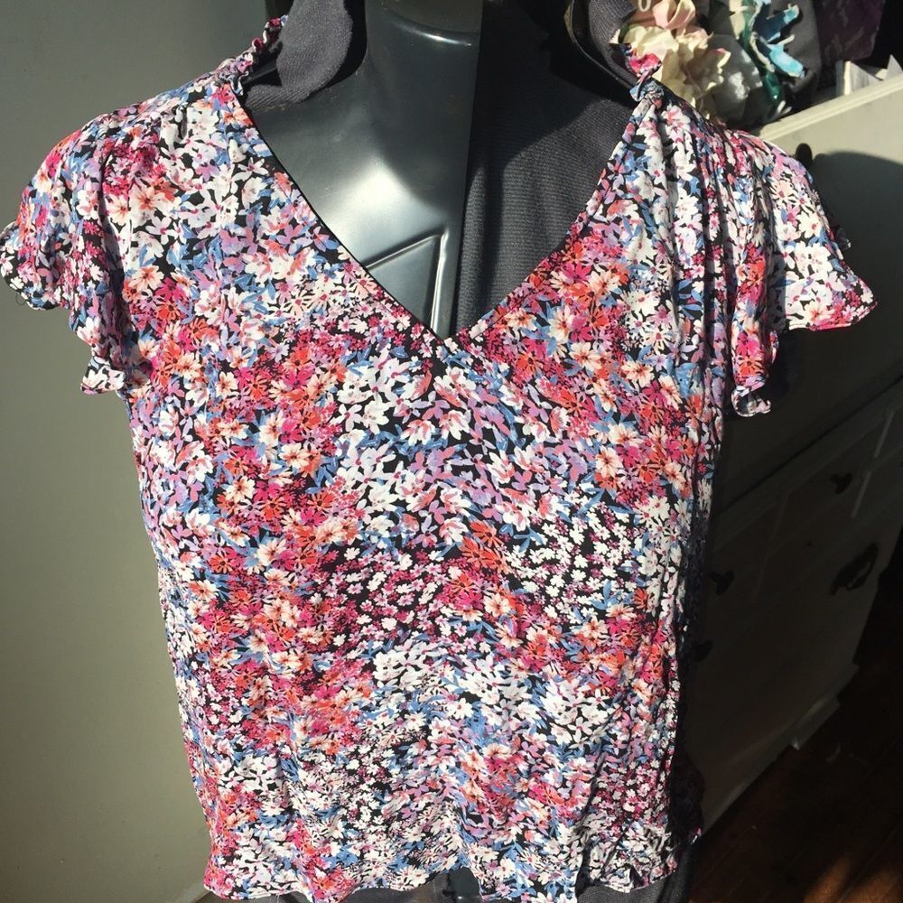 Parker pink floral high low silky v-neck blouse